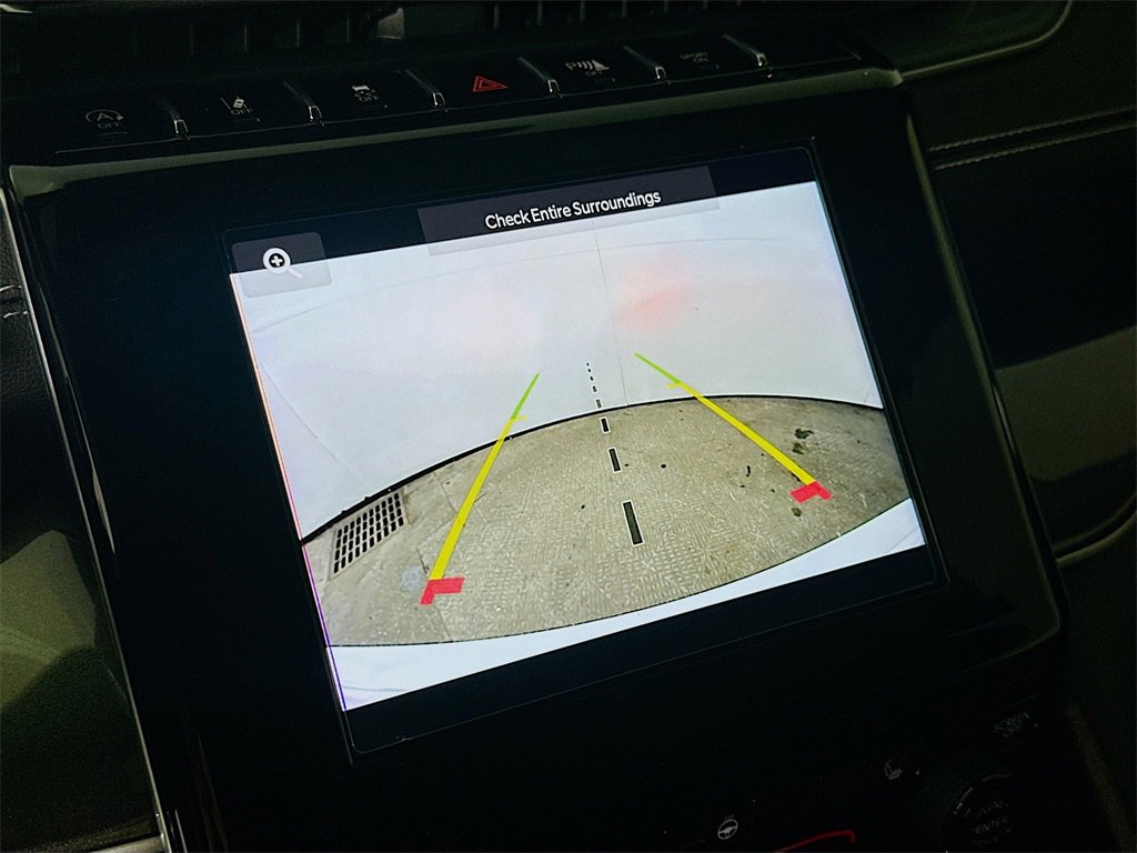 Used 2023 Jeep Grand Cherokee Altitude image 10