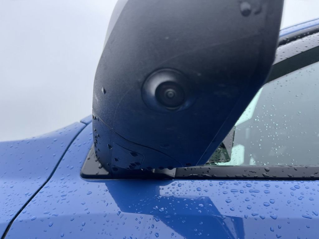 Used 2025 Chevrolet Colorado ZR2 w/ Technology Package image 13