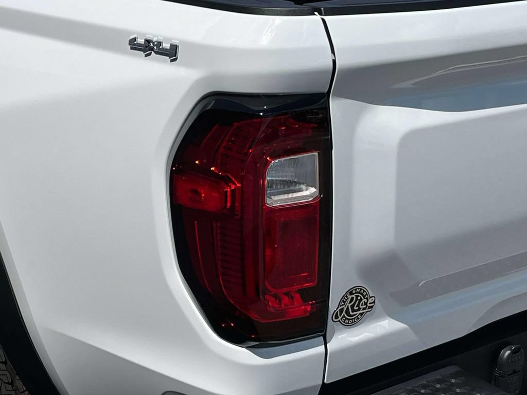 New 2026 GMC Canyon Elevation w/ Convenience Package AWD/4WD image 10