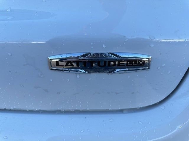 New 2024 Jeep Compass Latitude w/ Sun and Sound Group image 26