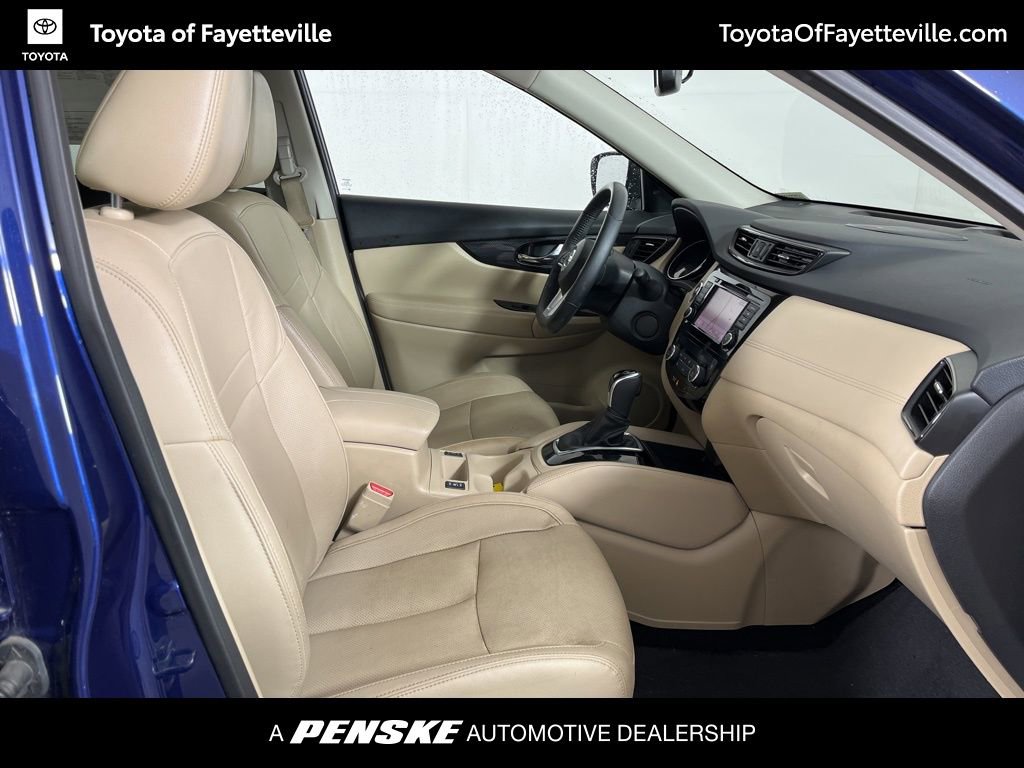 Used 2018 Nissan Rogue SL image 6