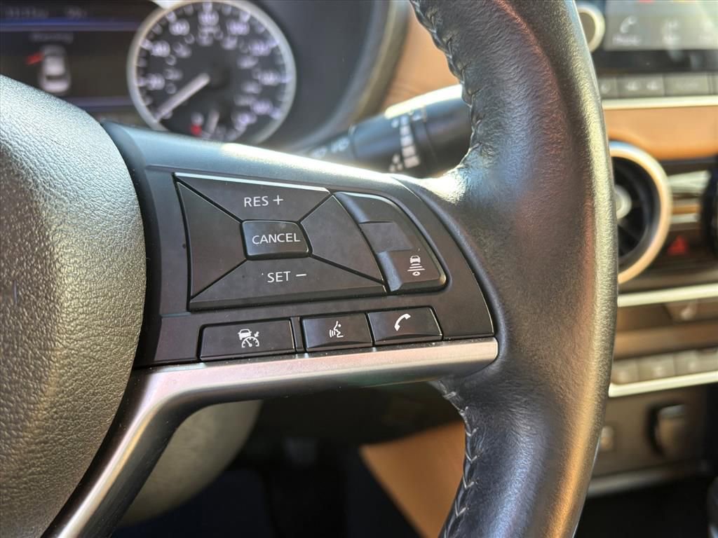 Certified 2021 Nissan Sentra SV w/ SV Premium Package image 16