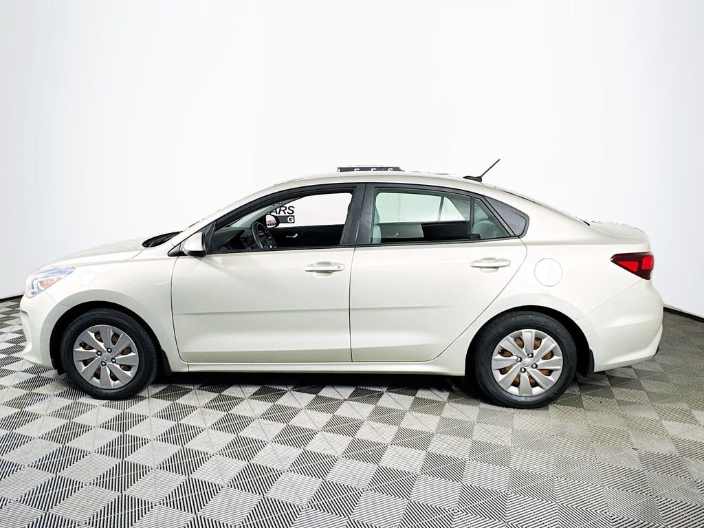 Used 2018 Kia Rio S w/ Paint Protection Package image 4