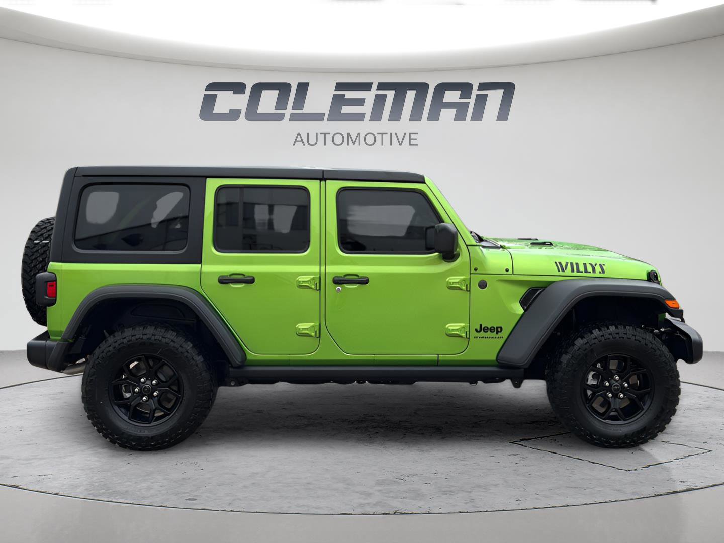 Used 2025 Jeep Wrangler Willys image 6