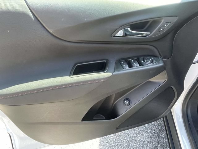 Used 2024 Chevrolet Equinox RS FWD image 16