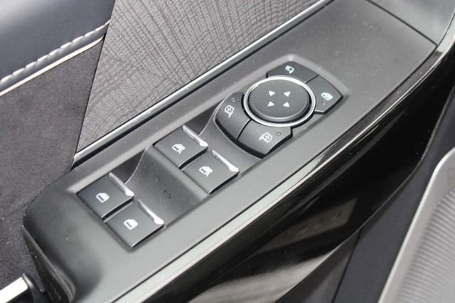 New 2023 Ford F150 Lightning Platinum image 12