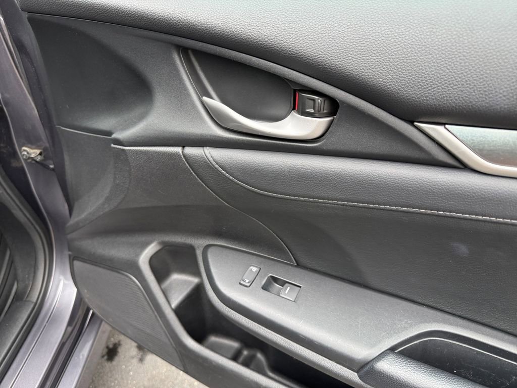 Used 2016 Honda Civic Touring image 22