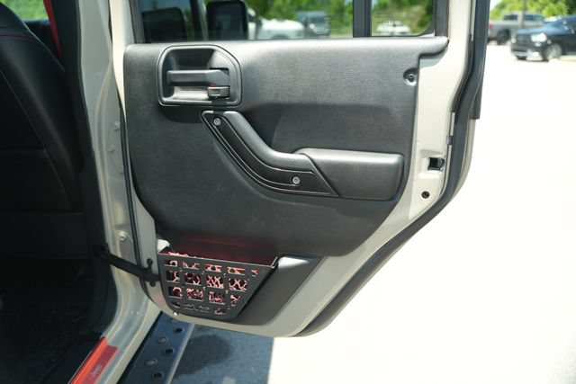 Used 2017 Jeep Wrangler Unlimited Rubicon AWD/4WD image 24
