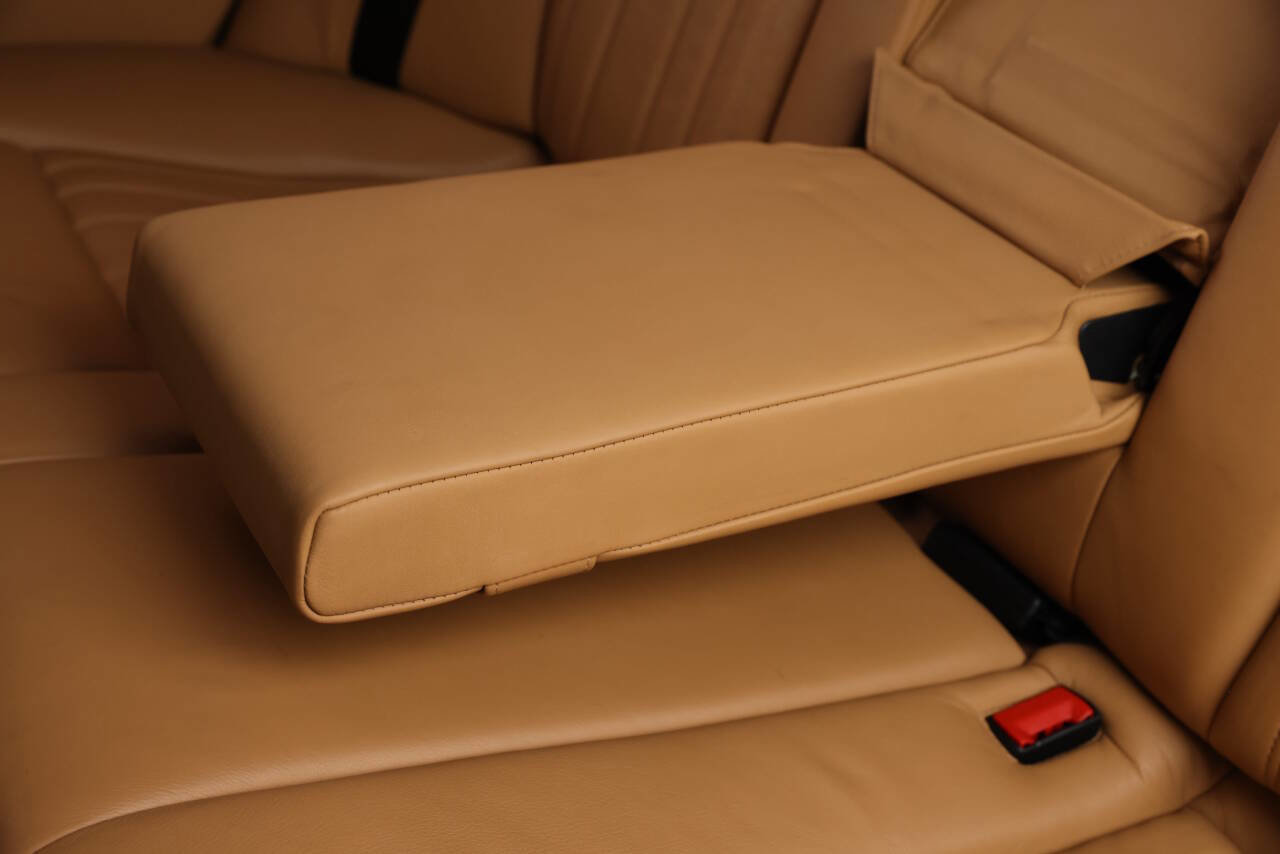 Used 2002 BMW M5 image 89