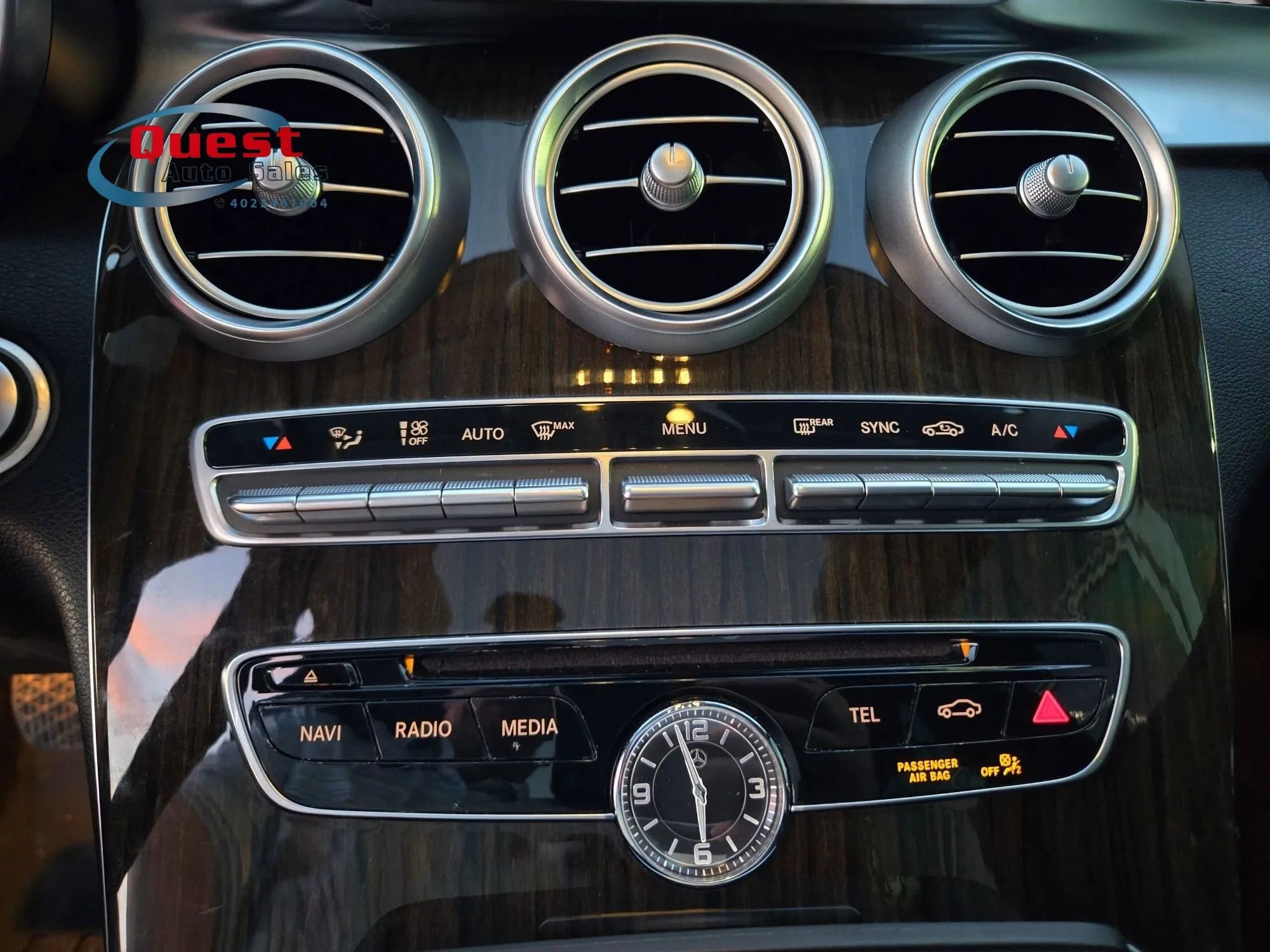 Used 2017 Mercedes-Benz C 300 4MATIC Sedan image 40