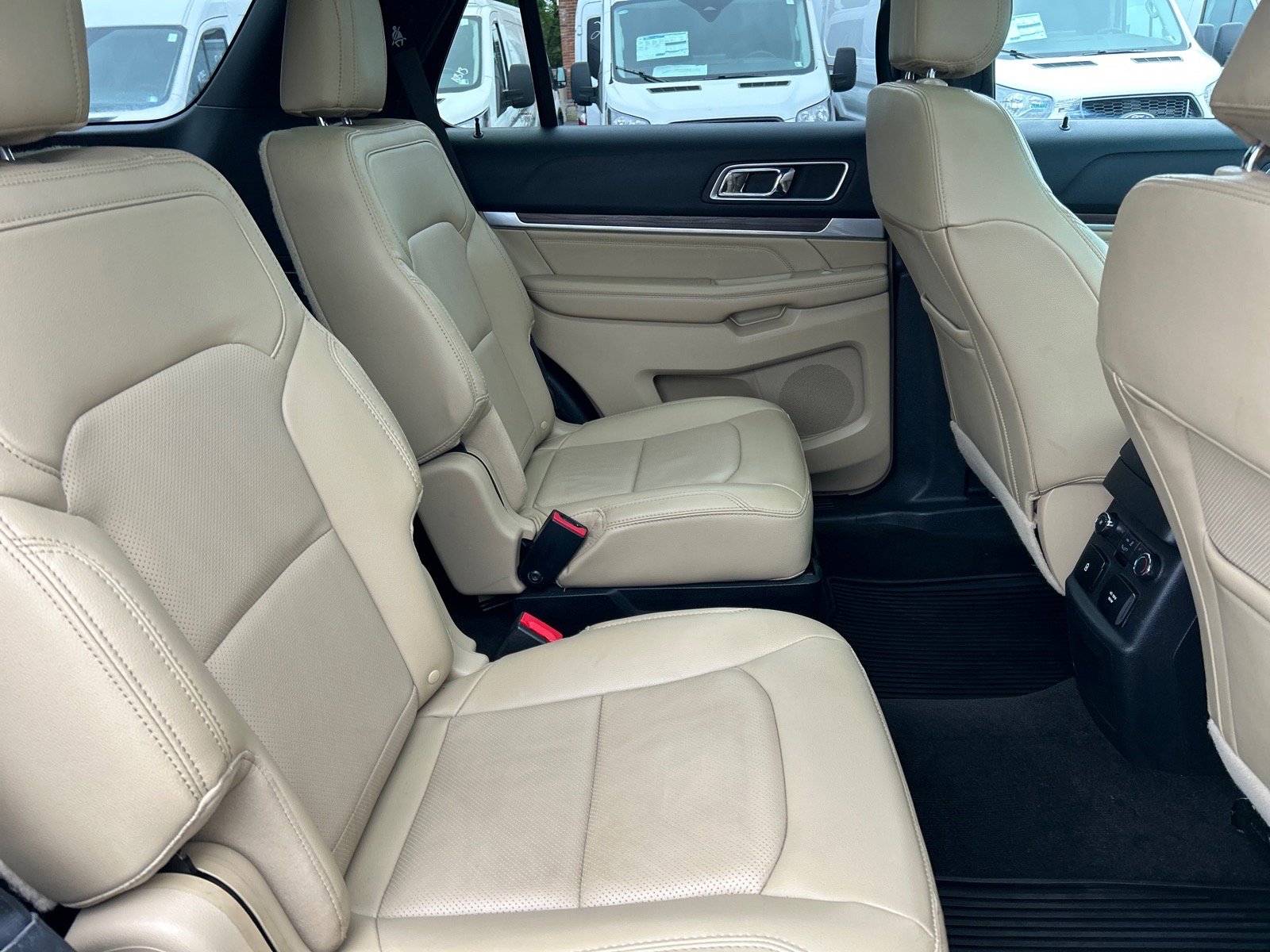 Used 2016 Ford Explorer Limited w/ Equipment Group 301A AWD/4WD image 23