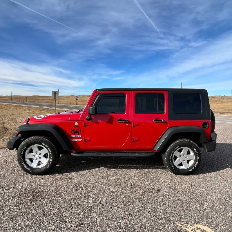 Used 2010 Jeep Wrangler Unlimited Sport w/ PWR Convenience Group image 2