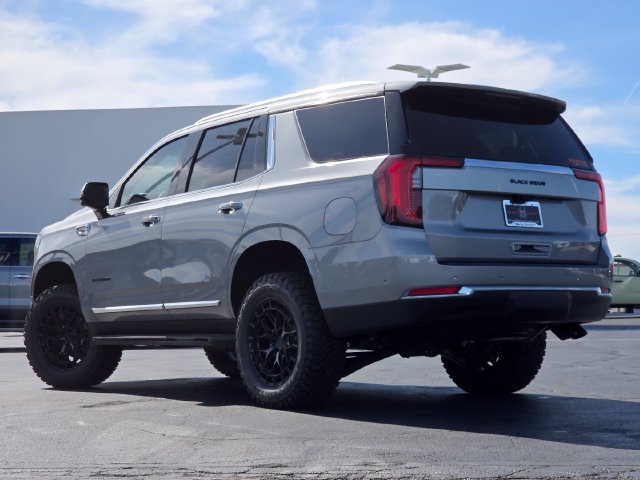 New 2026 GMC Yukon Elevation w/ Elevation Premium Package AWD/4WD image 17