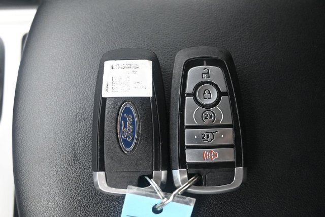 Certified 2024 Ford Edge SEL w/ Convenience Package AWD/4WD image 15