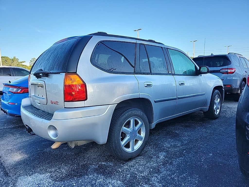 Used 2009 GMC Envoy SLT AWD/4WD image 3