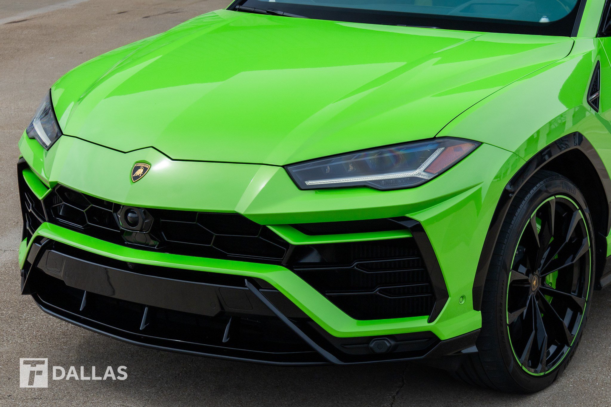 Used 2021 Lamborghini Urus AWD/4WD image 6