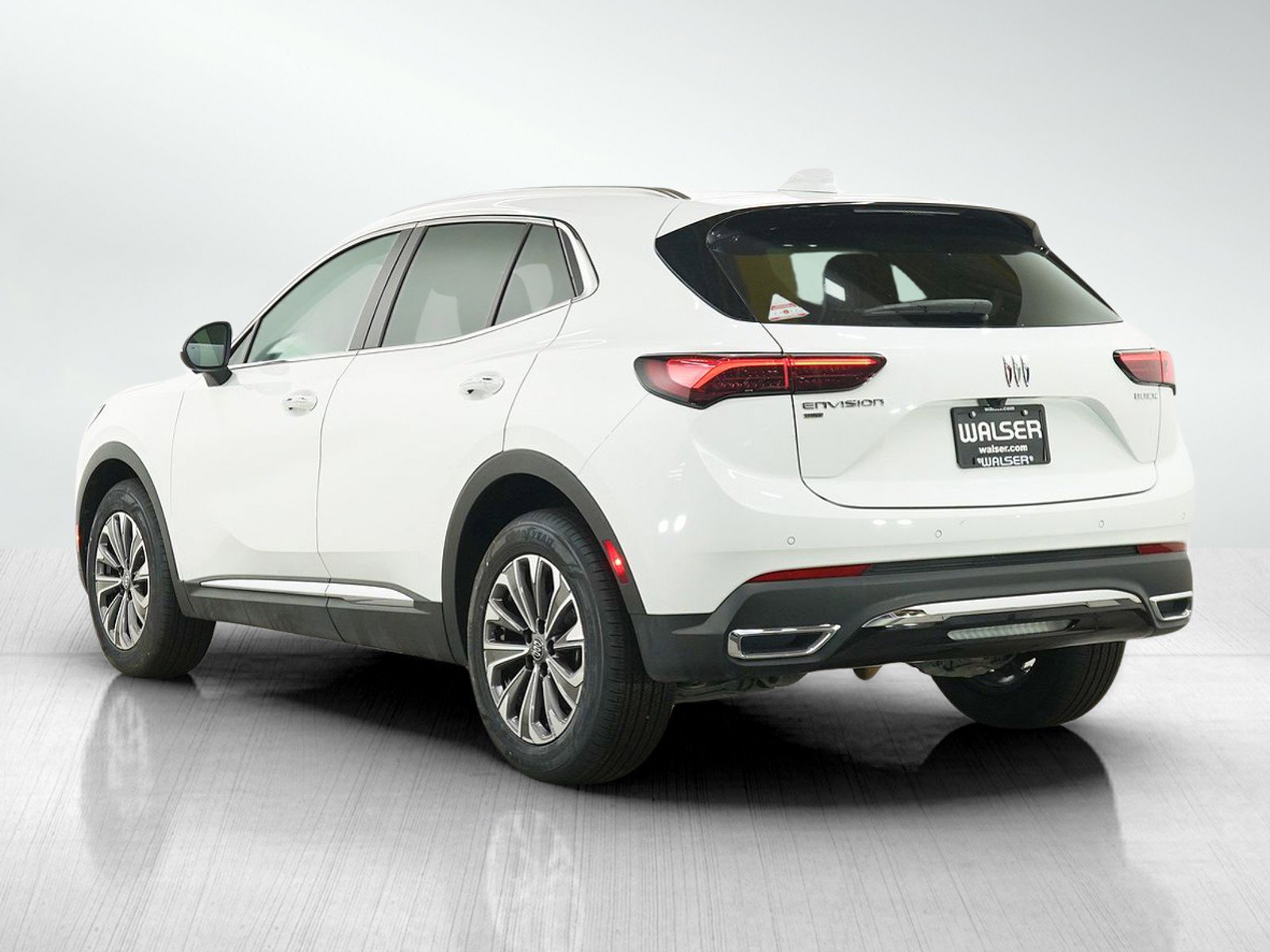 Used 2024 Buick Envision Preferred AWD/4WD image 3