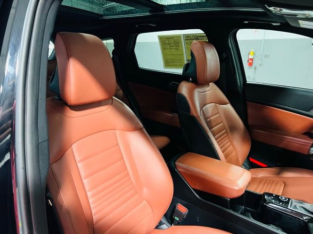 Used 2023 Kia Sportage SX image 33