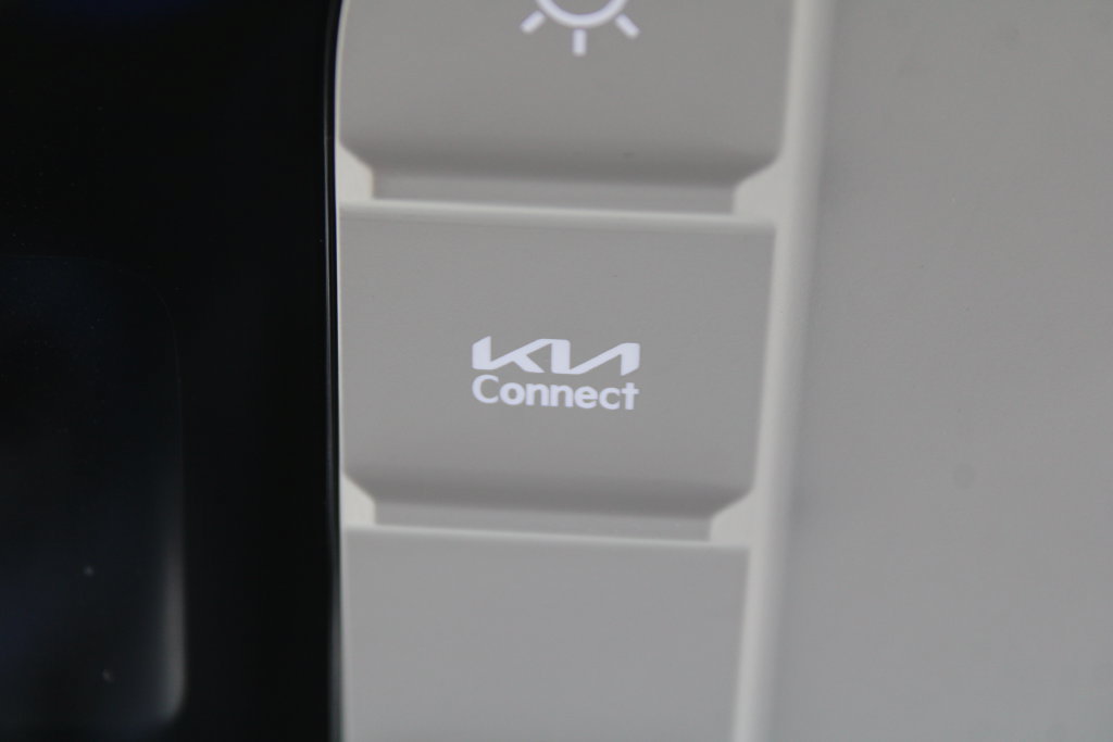 New 2027 Kia Seltos LX FWD image 48