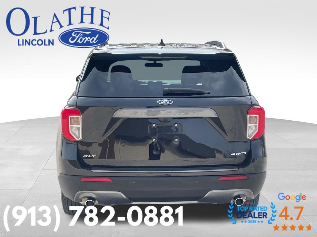 Used 2023 Ford Explorer XLT w/ Equipment Group 202A image 4