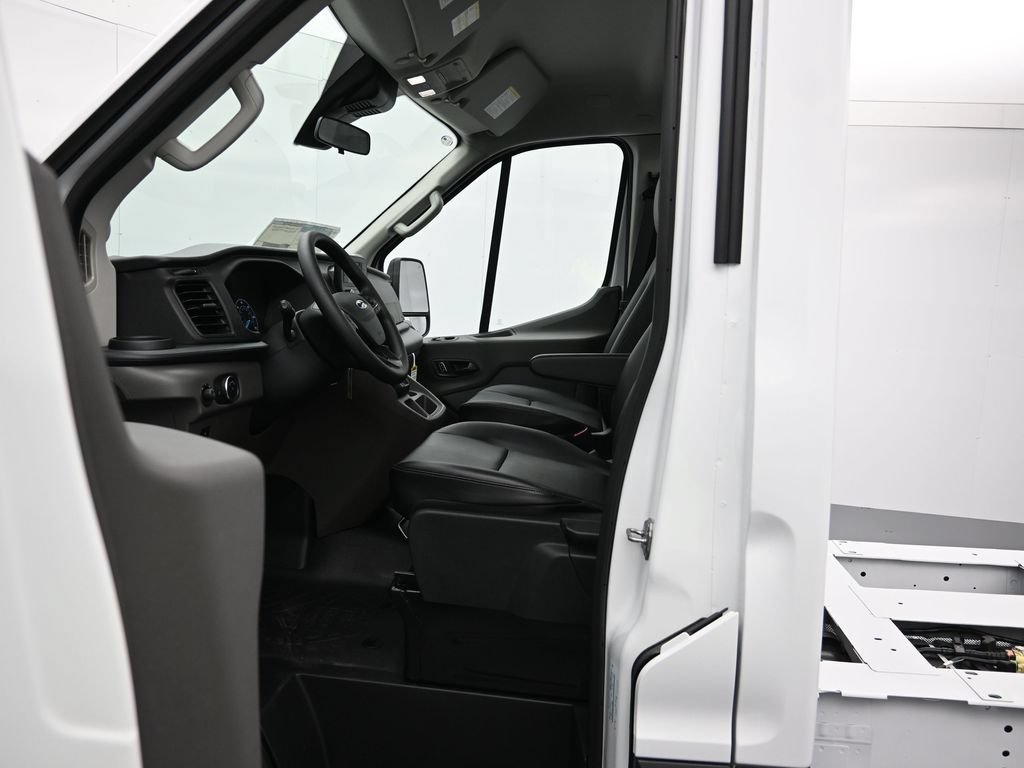 New 2025 Ford Transit 250 w/ Upfitter Package RWD image 18