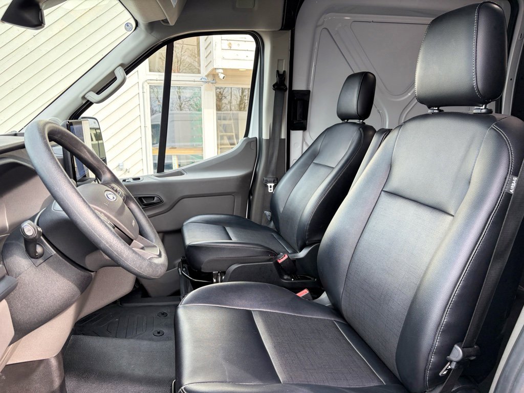 Used 2024 Ford E-Transit Base w/ Load Area Protection Package image 17