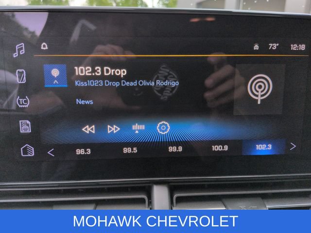 Certified 2025 Chevrolet Trax ACTIV w/ Sunroof Package FWD image 13