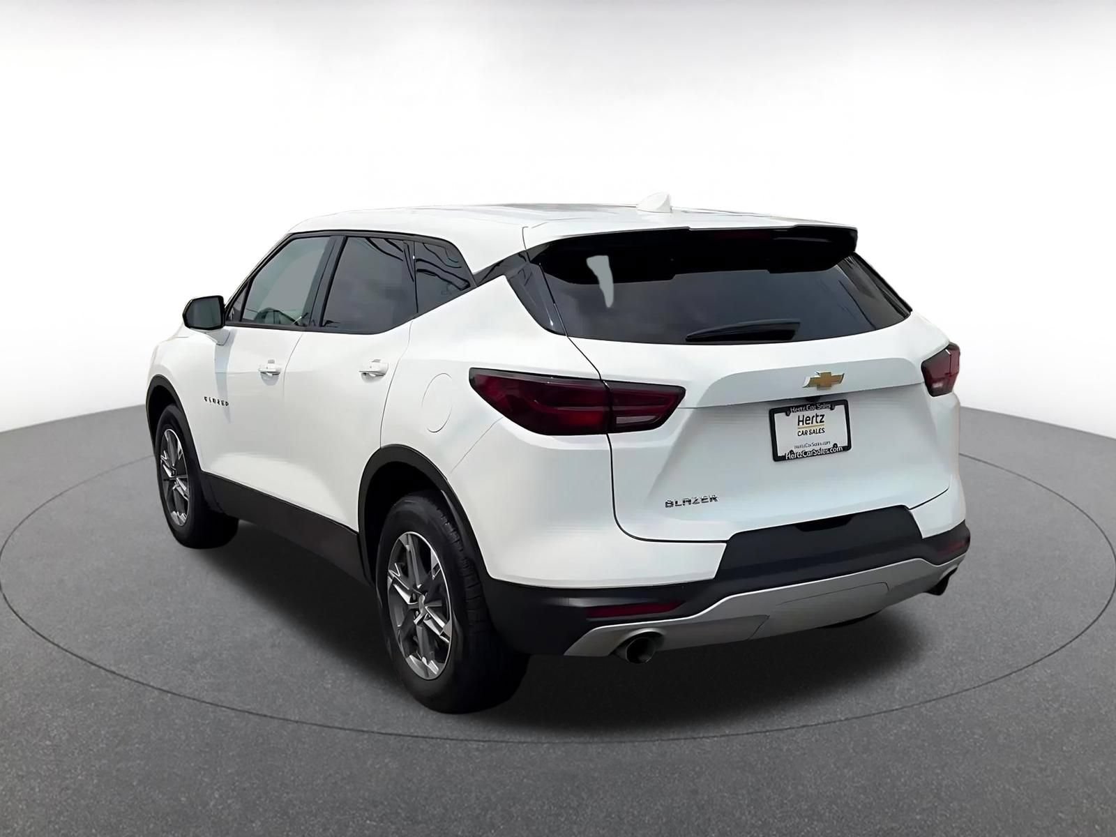 Used 2025 Chevrolet Blazer LT FWD image 10