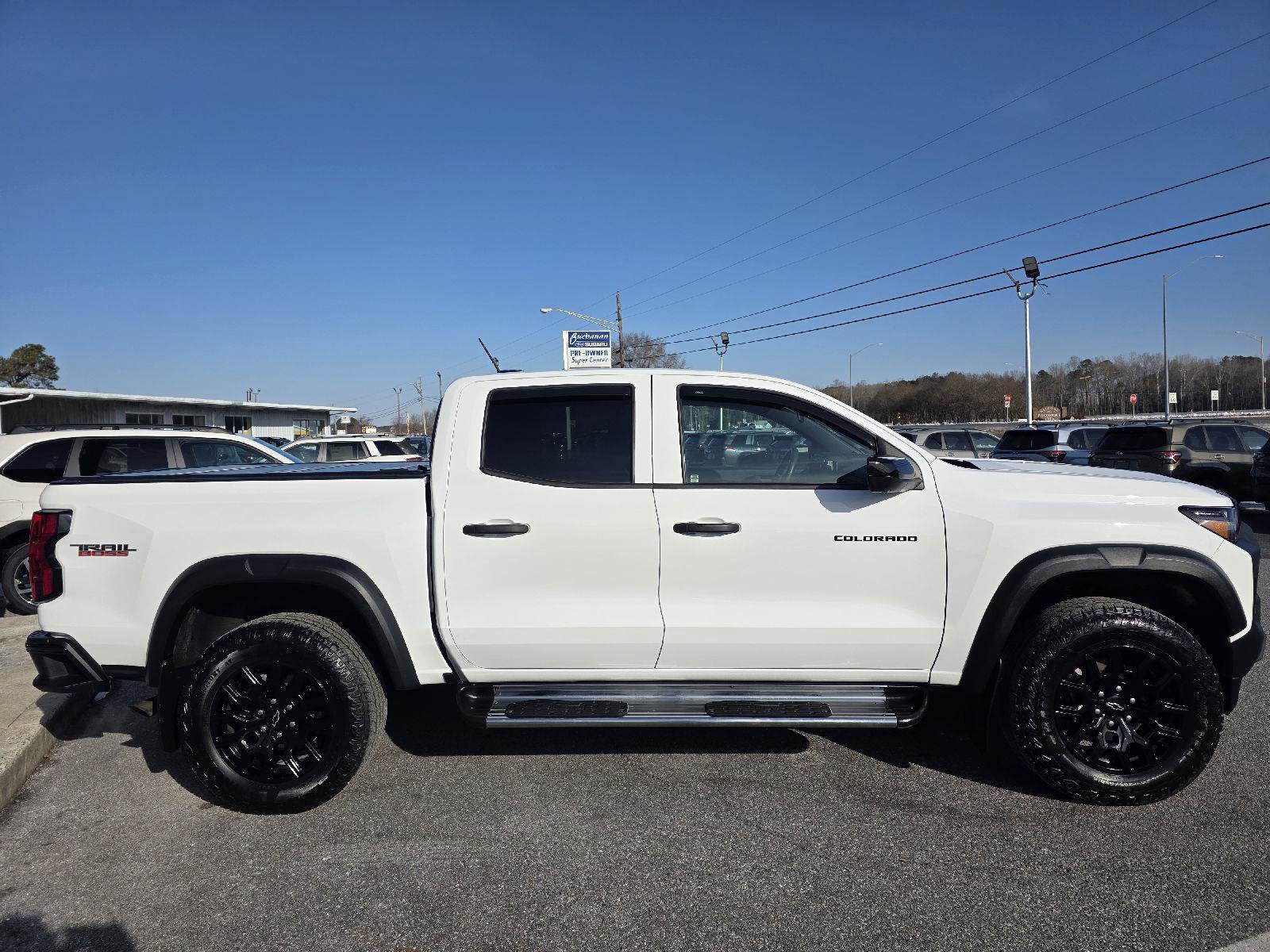 Used 2023 Chevrolet Colorado Trail Boss w/ Technology Package image 4