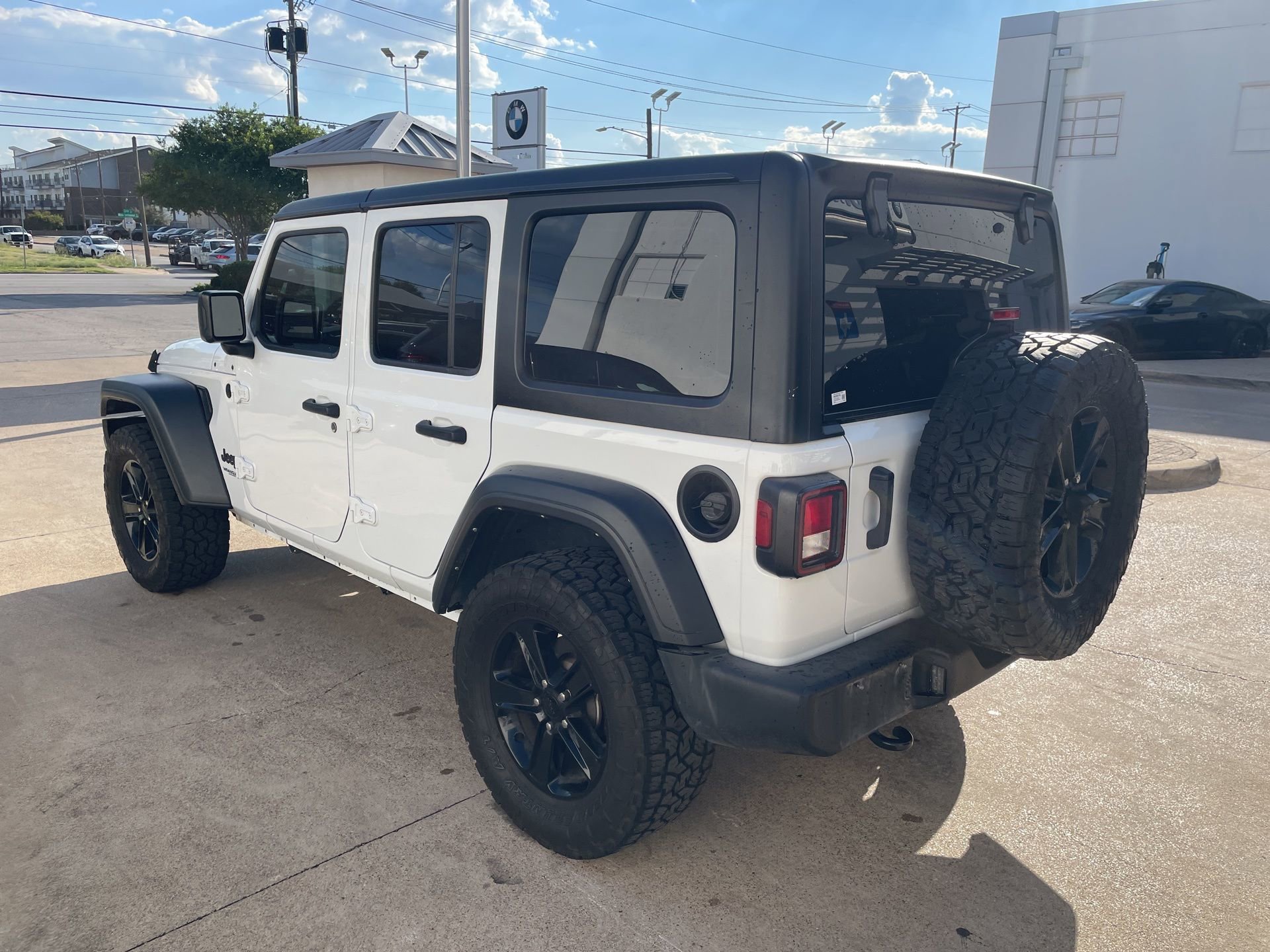 Used 2022 Jeep Wrangler Unlimited Sport image 7
