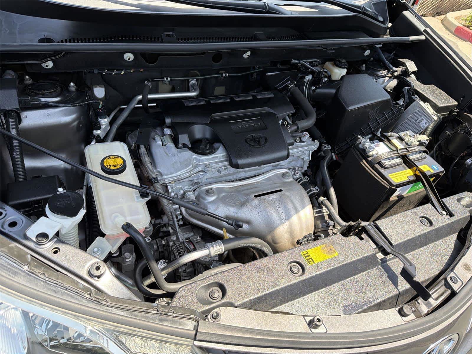 Used 2015 Toyota RAV4 XLE FWD image 10