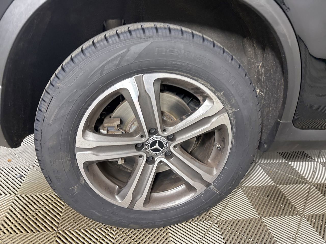 Used 2022 Mercedes-Benz GLC 300 4MATIC w/ Premium Package Lite image 29