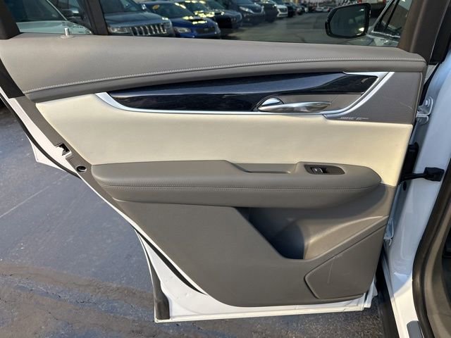 Certified 2024 Cadillac XT6 Premium Luxury image 18
