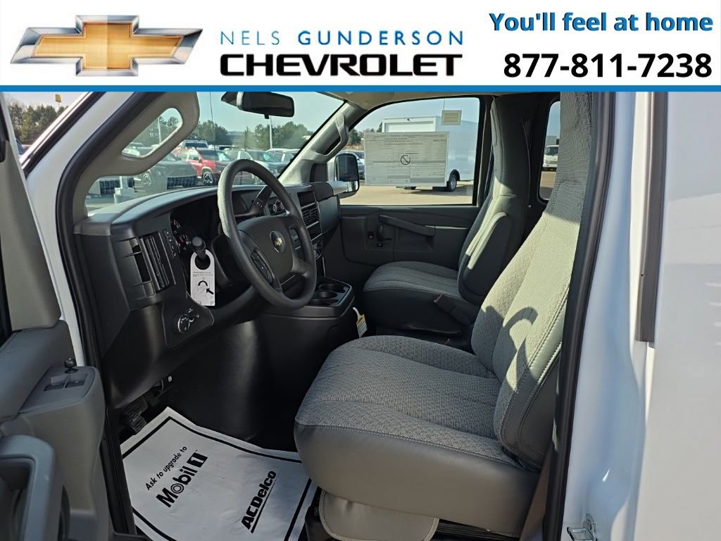 New 2025 Chevrolet Express 3500 LT w/ LT Preferred Equipment Group image 16