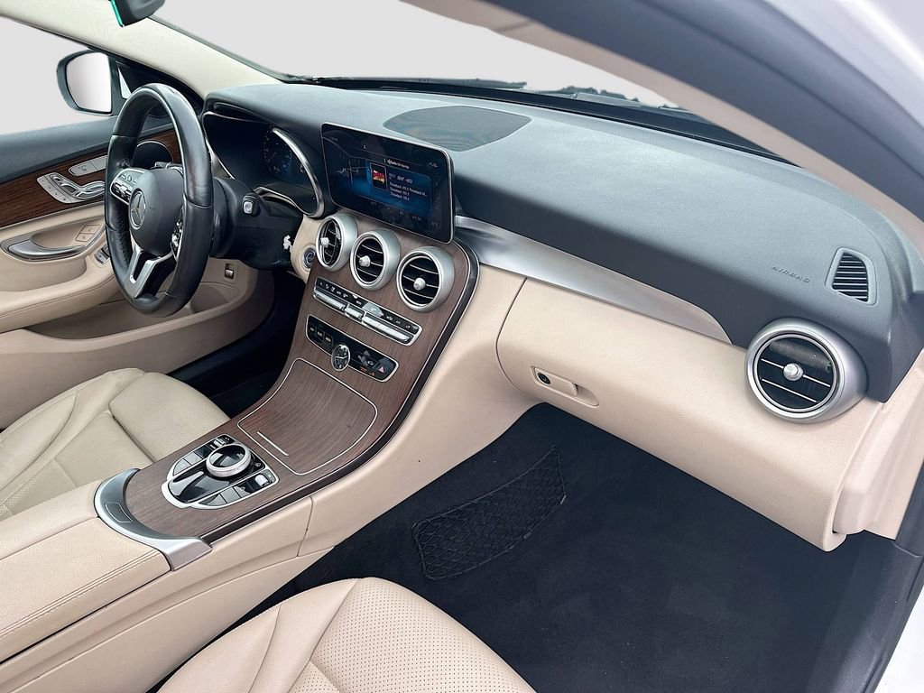 Used 2021 Mercedes-Benz C 300 4MATIC Sedan image 32