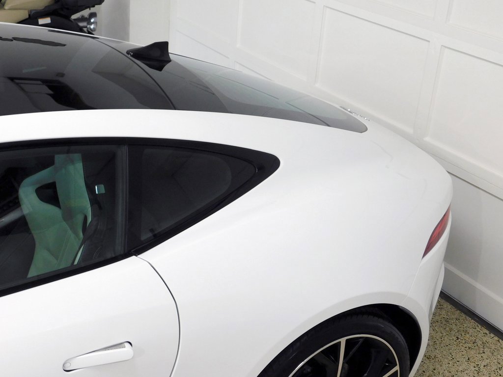 Used 2015 Jaguar F-TYPE R image 29