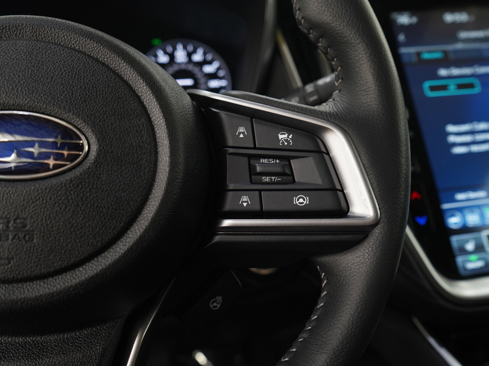Used 2023 Subaru Outback Limited AWD/4WD image 28