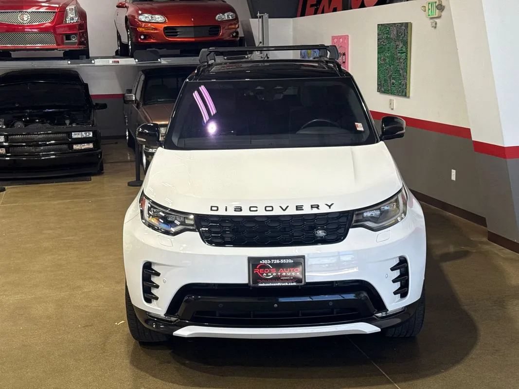 Used 2022 Land Rover Discovery S R-Dynamic AWD/4WD image 11