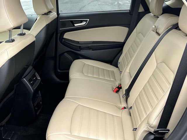Used 2024 Ford Edge SEL w/ Convenience Package image 13