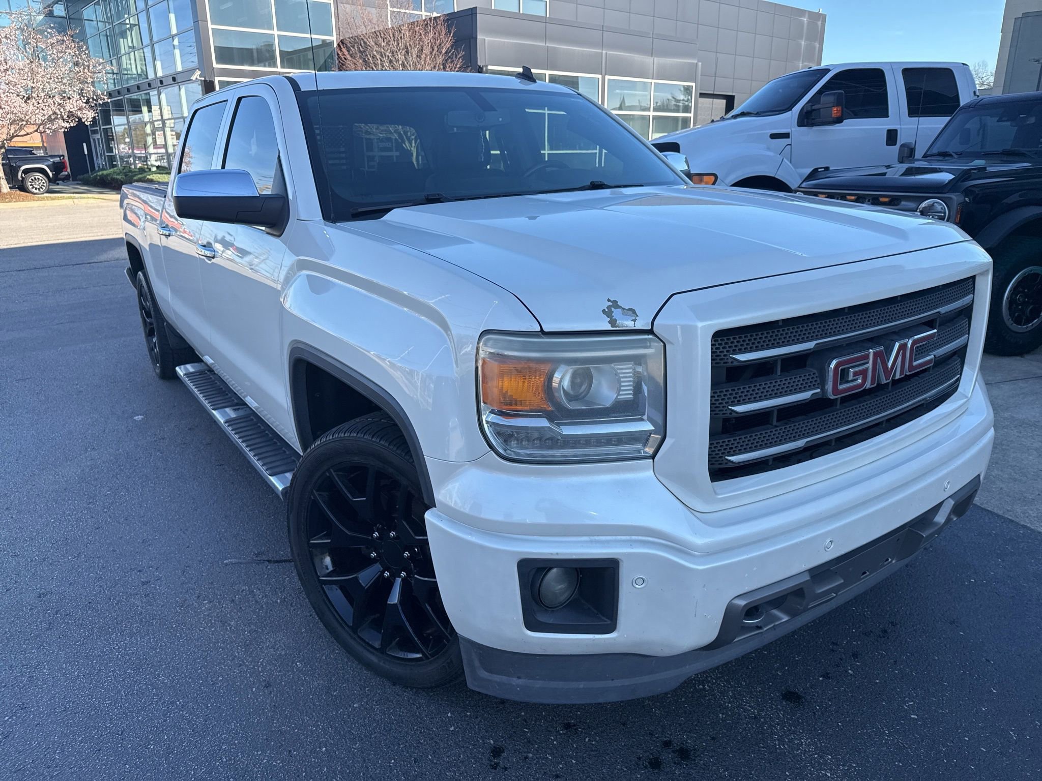 Used 2014 GMC Sierra 1500 SLT image 16