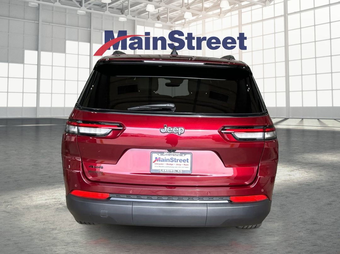 Used 2024 Jeep Grand Cherokee L Altitude image 4