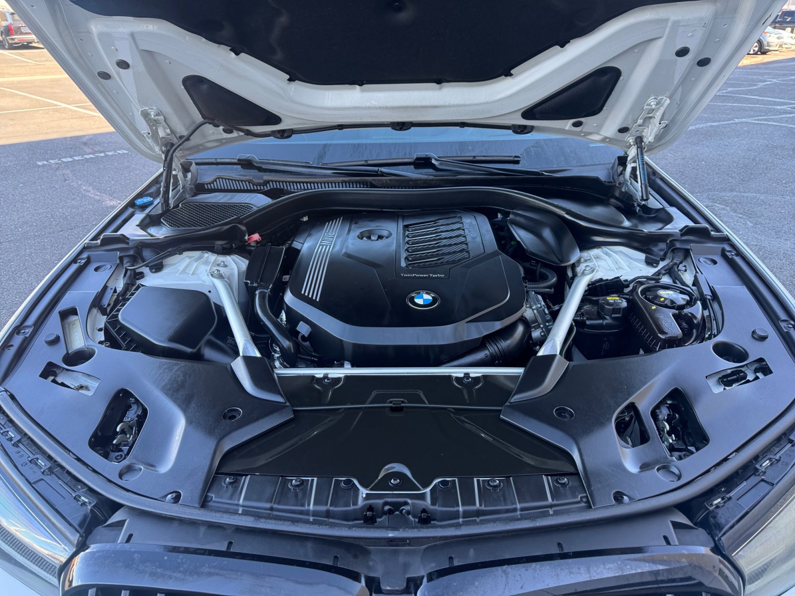 Used 2021 BMW 540i w/ M Sport Package image 21