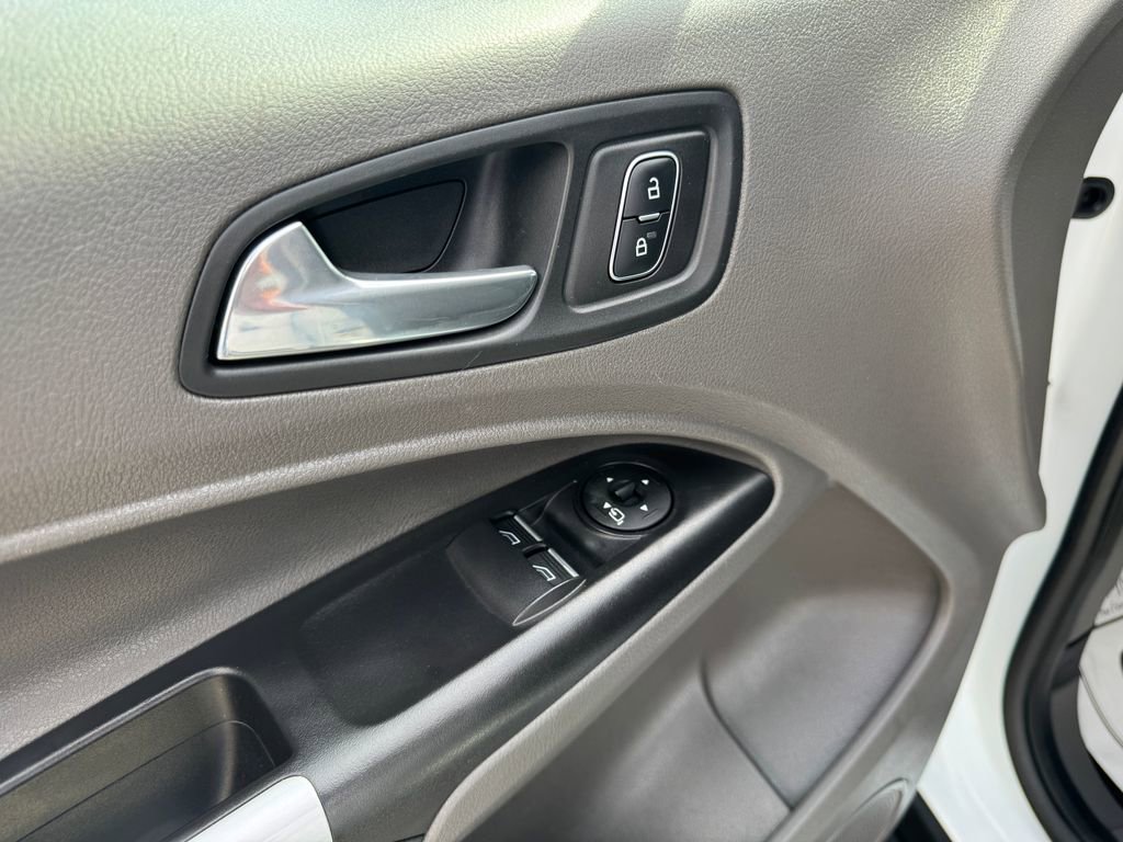 Used 2022 Ford Transit Connect XLT FWD image 15