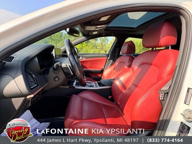 Used 2020 Kia Stinger GT1 AWD/4WD image 9