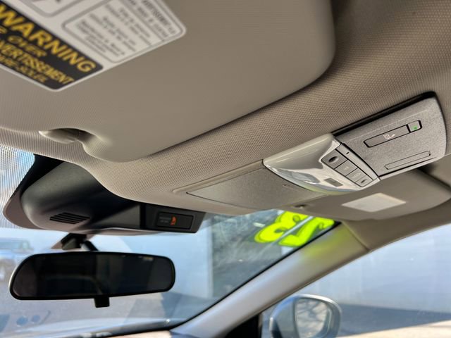 Used 2023 Nissan Rogue SV image 22