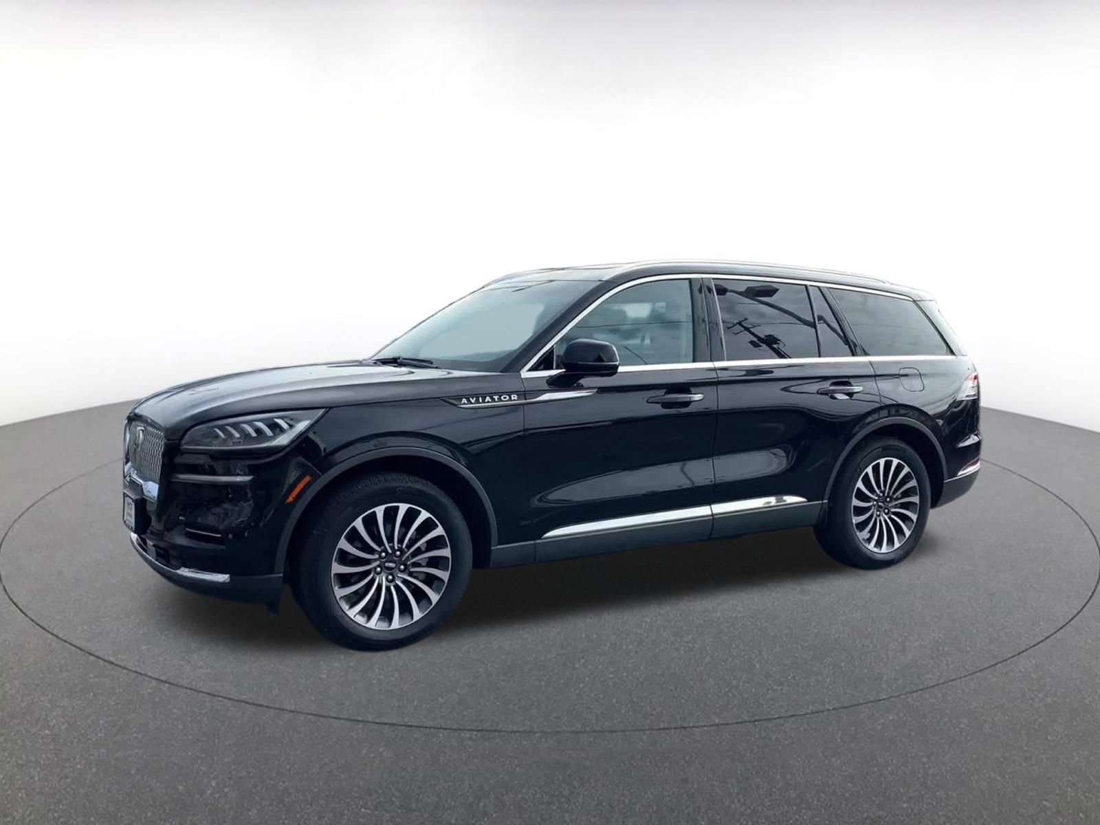 Used 2024 Lincoln Aviator Reserve image 8