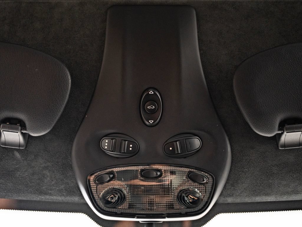 Used 2005 Porsche 911 Carrera RWD image 34