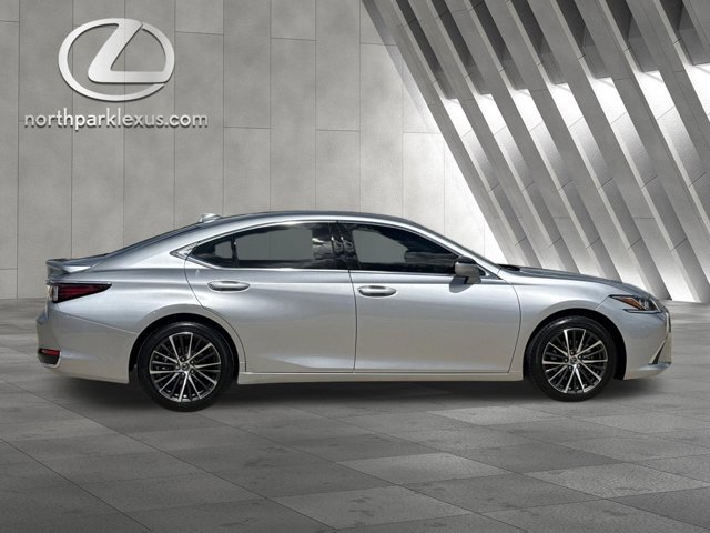 Certified 2025 Lexus ES 300h w/ Premium Package FWD image 4