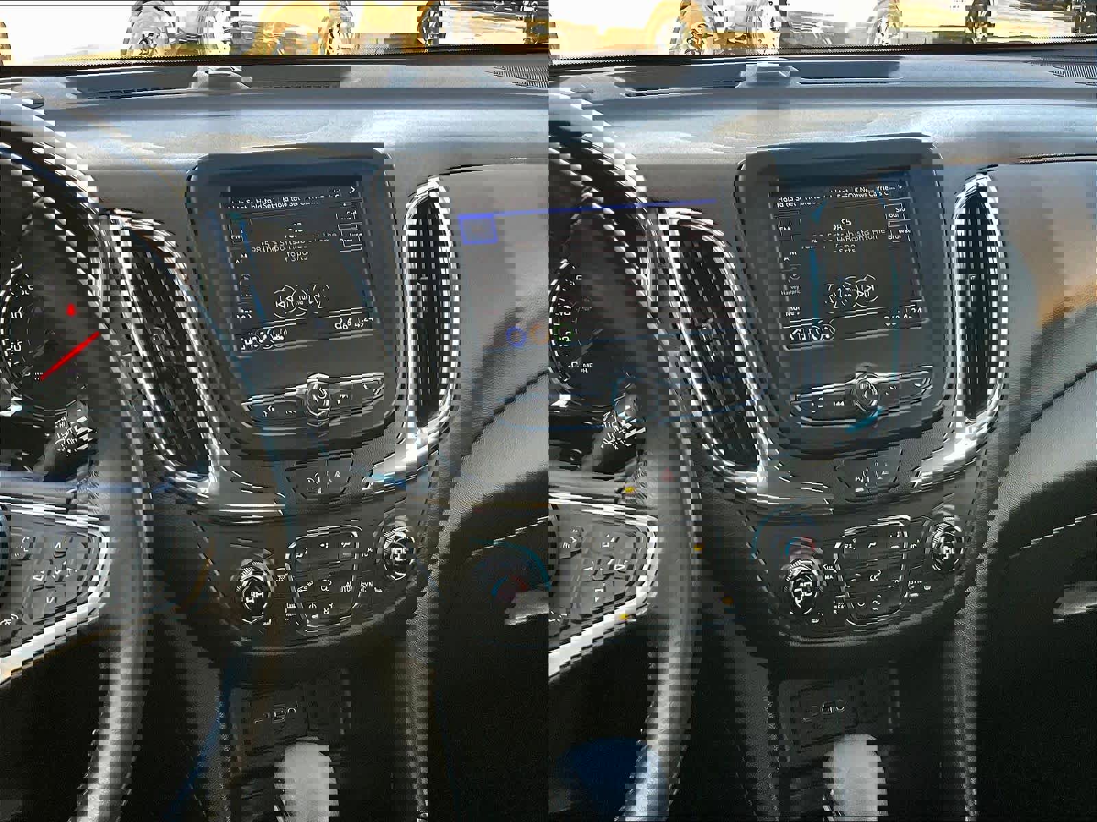 Used 2022 Chevrolet Equinox LT image 17