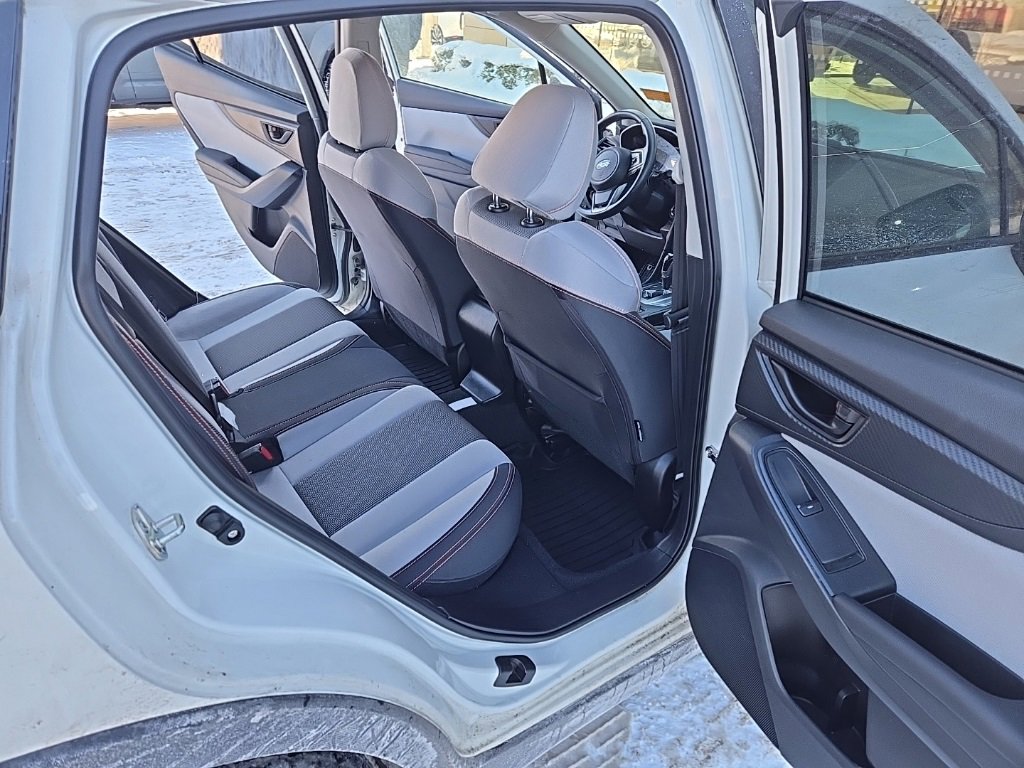 Used 2021 Subaru Crosstrek 2.0i Premium w/ Moonroof Package image 19